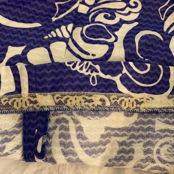 - -Lilly Pulitzer Dress size—-12
Excellent condition - Picture 5 of 15